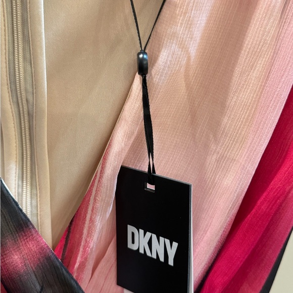 DKNY dress - size 12 - Picture 6 of 7